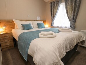 Room - Fountain View 7 Conniston Drive, Carnforth (Carnforth)