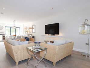 Living area - Seaspell Beach House Retreat (Padstow)