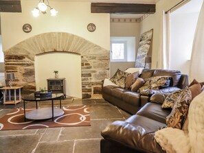 Living area - Cynfal Fawr, Ffestiniog (Blaenau Ffestiniog)