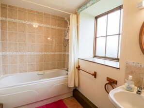Shower - Forge Cottage, Flyingthorpe (Whitby)