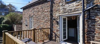 Charming Tower House Retreat in Boscastle
