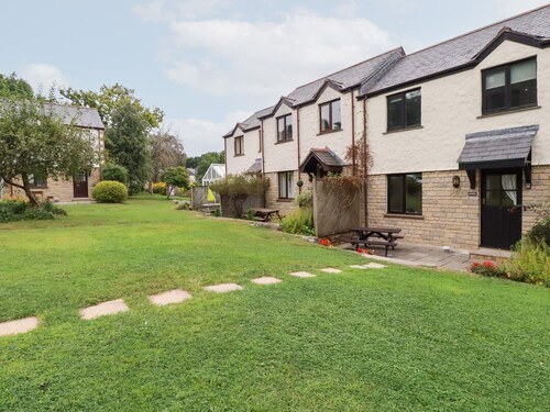 Acorns: Charming Retreat in Falmouth