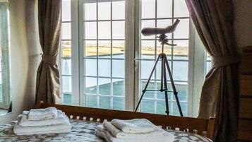 4 bedrooms, WiFi