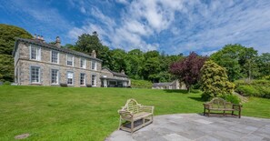 Terrace/patio - Silverholme, Hawkshead (Ulverston)