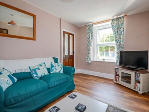 Fireplace - Trevalba Cottage, Gunnislake (Gunnislake)