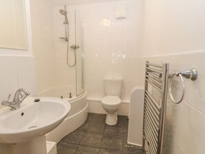 Shower - 5 Cae Derwydd - Pet Friendly (Cemaes Bay)