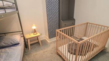 3 bedrooms, WiFi