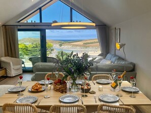 Dining - Porth Beach, St Columb Minor (Newquay)