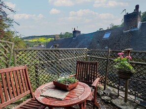 Outdoor dining - 40 Water Lane, Cromford (Matlock)