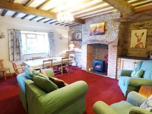 Fireplace - Arllen Fawr, Llanrhaeadr-Ym-Mochnant (Oswestry)