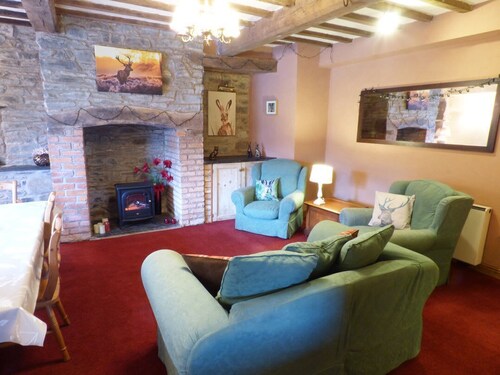 Arllen Fawr, Llanrhaeadr-Ym-Mochnant