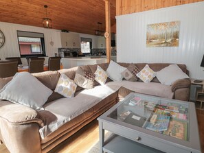 Living area - Pine Tree, Otterburn (Newcastle upon Tyne)