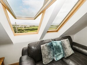 Living area - Bwthyn Awel, Cemaes Bay (Holyhead)
