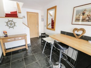 Interior - Bwthyn Awel, Cemaes Bay (Holyhead)