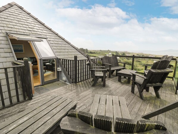 Terrace/patio - Bwthyn Awel, Cemaes Bay (Holyhead)