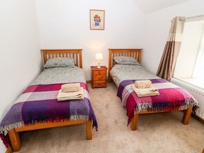 4 bedrooms, WiFi - Cefn Werthyd Farmhouse Retreat (Caernarfon)