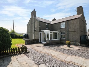 Exterior - Cefn Werthyd Farmhouse Retreat (Caernarfon)