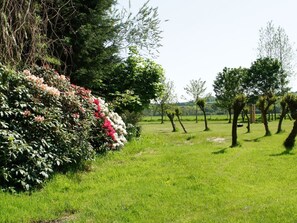 Property grounds - Boat House,  peterculter (Aberdeen)