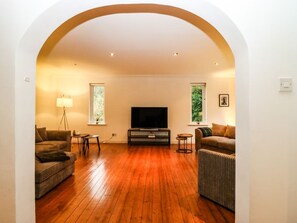 Living area - Boat House,  peterculter (Aberdeen)