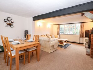 Fireplace - Phloxhaven: A Charming Retreat in Reedham (Norwich)