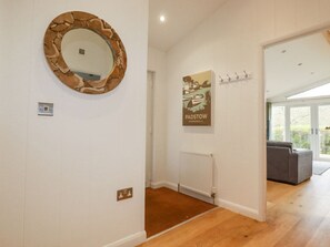 Interior - 6 Valley View, Lanreath (Looe)