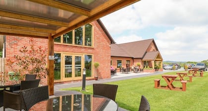 Callow Lodge 22, Beaconsfield Holiday Park