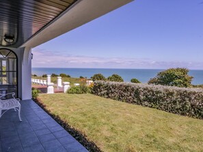 Terrace/patio - Pentire House, Kingsdown (Deal)