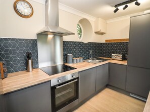 Dishwasher - The Grooms Rooms, Lydney (Lydney)