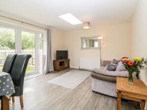 Living area - The Lodge, Dawlish Warren (Dawlish)