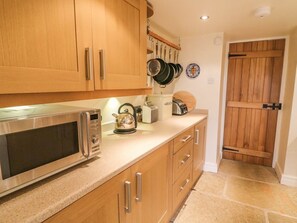 Dishwasher, highchair - 2 STORRS COTTAGES, south-facing patio, in Ingleton (Carnforth)