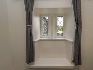 Interior - 11 Hollin Well Cottage, Sowerby Bridge (Sowerby Bridge)