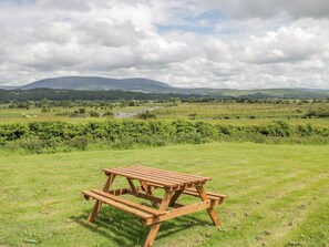 Outdoor dining - The Dairy, Newton Stewart (Newton Stewart)