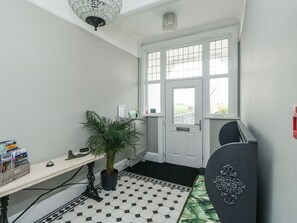 Interior - Russell House, Paignton (Paignton)