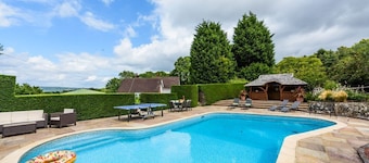 Heath Retreat, Buxted