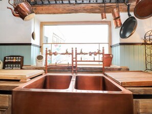 Interior - The Salt Pot, Oakworth (Keighley)