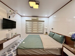 1 habitación, tabla de planchar con plancha, internet y ropa de cama 