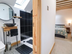 Shower - The Stables is in Chester (Chester)