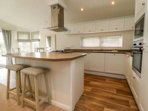 Dishwasher - Lakeview Lodge, in Lancashire. (Preston)