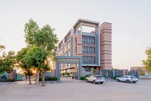 Front of property - Travinities Hotel Chand Ratan Palace (Bikaner)