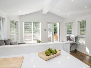 Interior - Willows Lodge, White Cross Bay (Troutbeck Bridge)