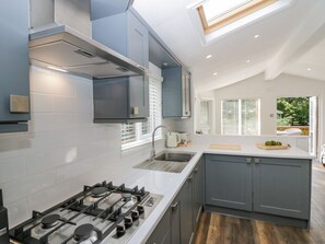 Highchair - Willows Lodge, White Cross Bay (Troutbeck Bridge)