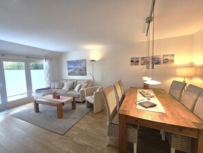 Interior - Herrenhof - Holiday apartment 8 on the ground floor - Holiday apartment on the ground floor in Wrixum on Föhr: 76 (Wrixum auf Föhr)