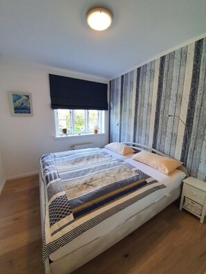 1 bedroom, WiFi - House Süüderwoi - apartment 3 - ground floor - vacation apartment in Borgsum: terrace, garden, (Borgsum)