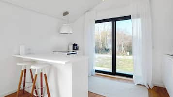 Hus, 3 soverom, terrasse, hageutsikt | Innvendig