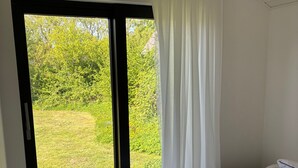 Uklassifisert bilde, 2 av 13, knapp