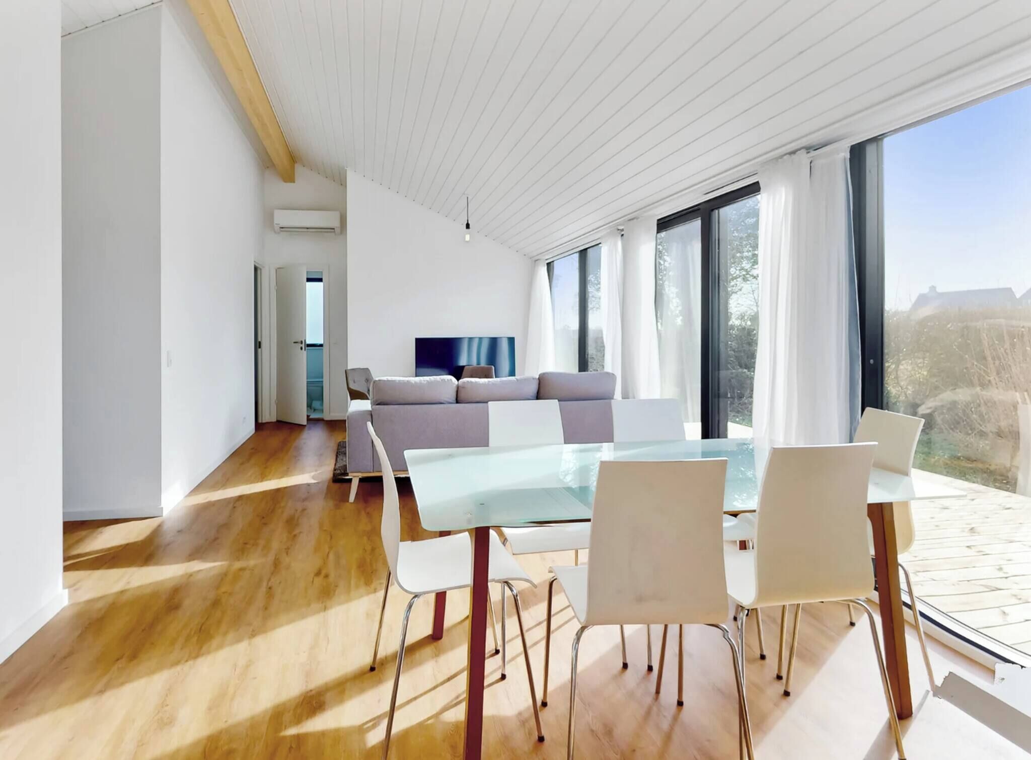 House, 3 Bedrooms, Terrace, Garden View | Dining room