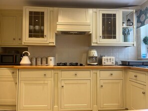 Private kitchen - Birch Cottage, central Skipton (Skipton)