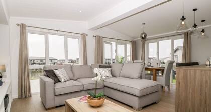 Summerdown, Brean - Coastal Retreat