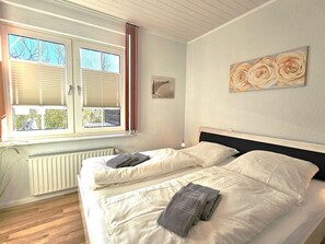2 bedrooms, WiFi - Austernfischer - Holiday apartment Austernfischer in Wyk auf Föhr - close to the beach with (Wyk auf Föhr)