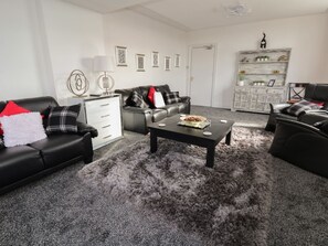 Living area - Gwynant: Charming Home in Dyserth (Rhyl)